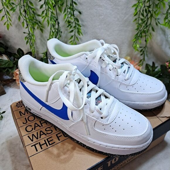 Nike Air Force 1 LV8 GS - Picture 6 of 16